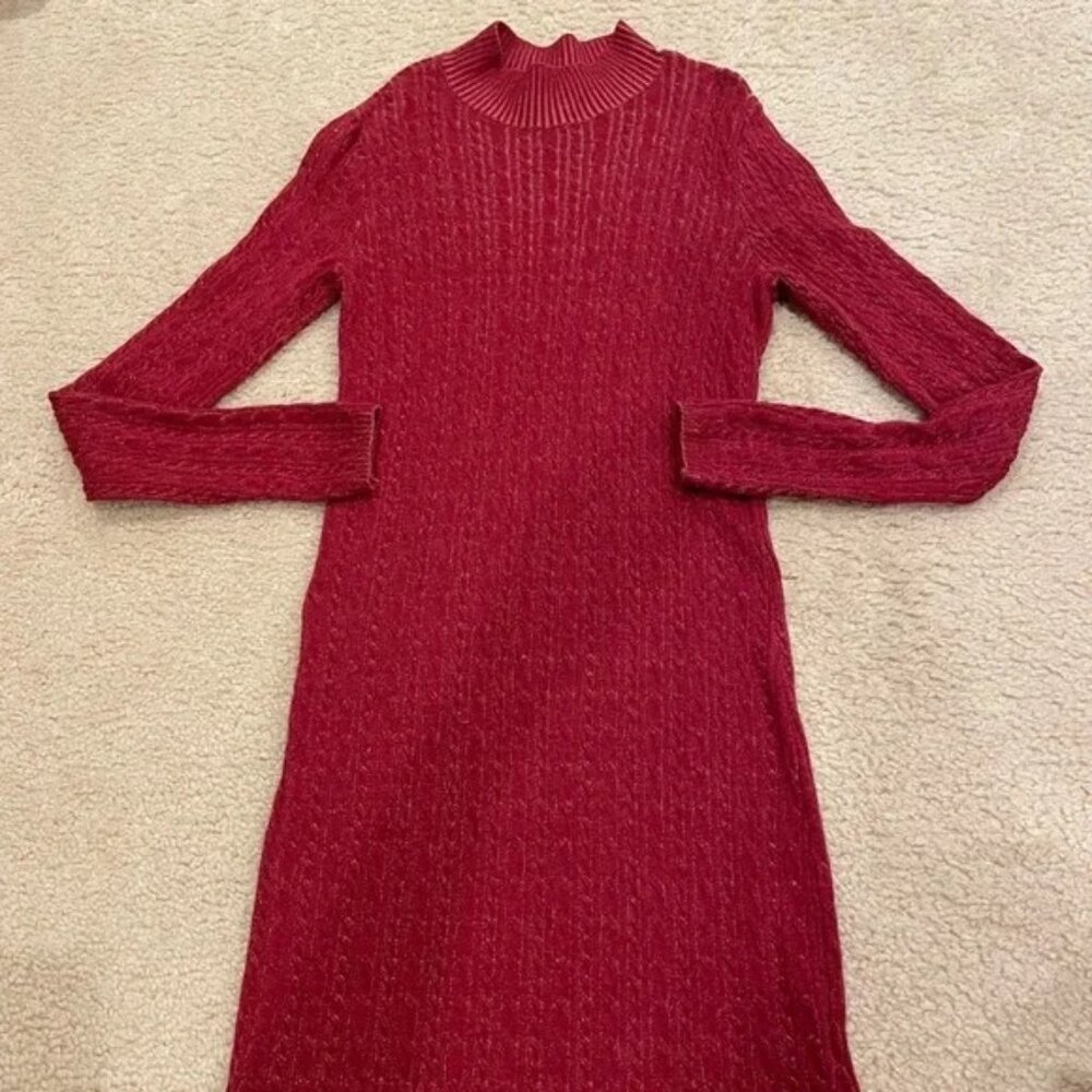 Abercrombie & Fitch Cable-Knit Red Sweater Dress, Size M. Great winter dress